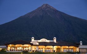 Hotel La Reunion Golf Resort And Residences