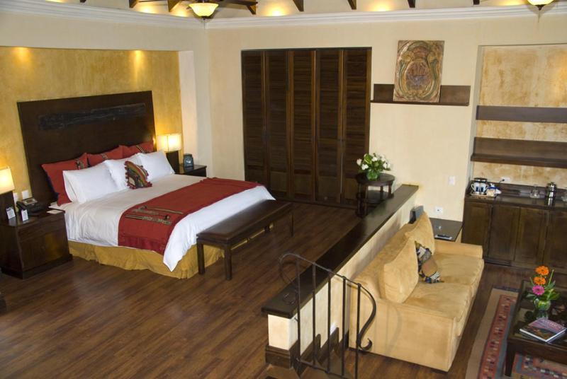 Hotel La Reunion Golf Resort And Residences Антигуа-Гватемала Экстерьер фото