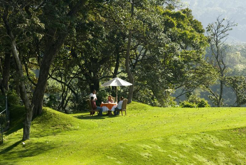 Hotel La Reunion Golf Resort And Residences Антигуа-Гватемала Экстерьер фото