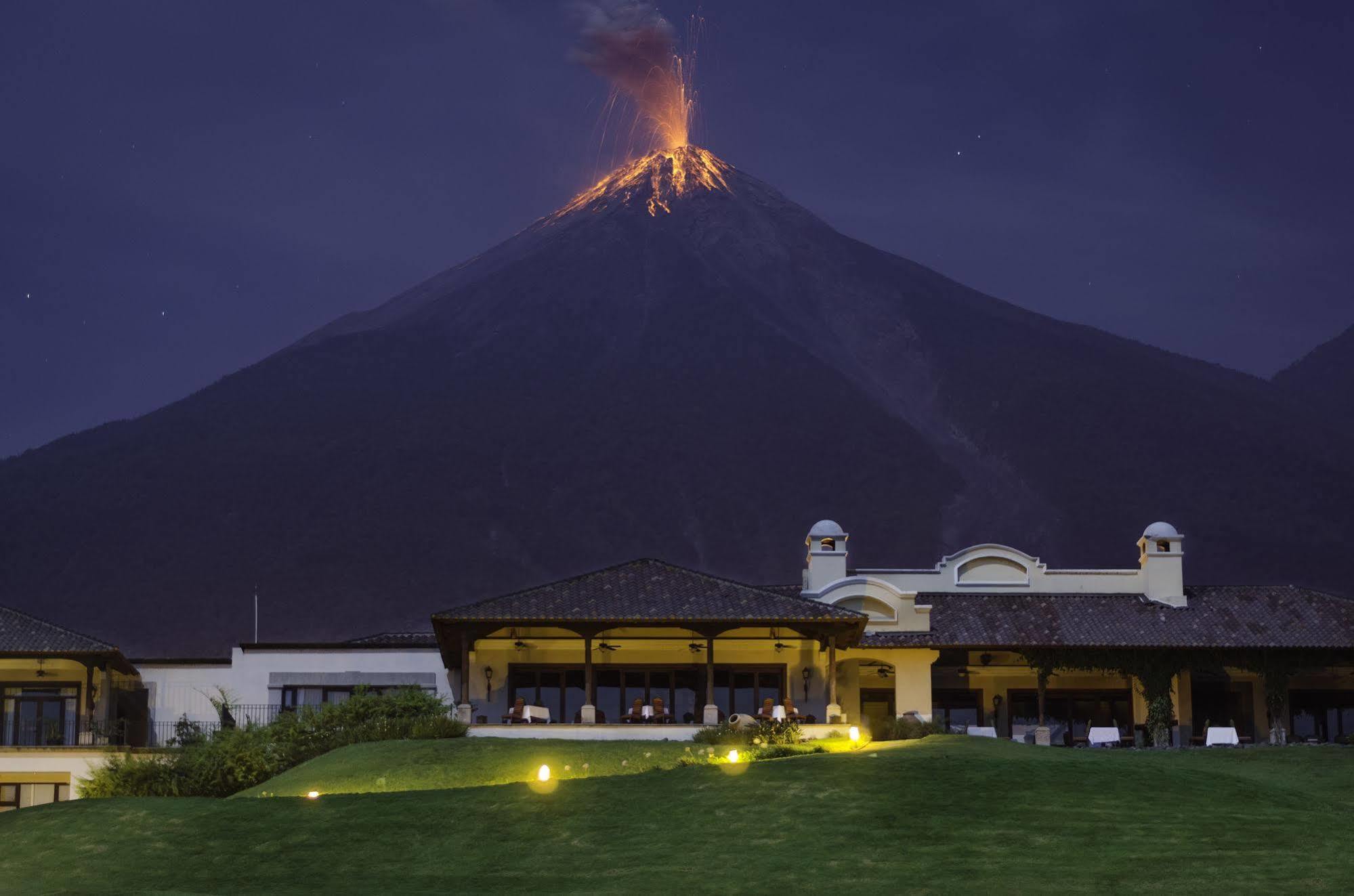 Hotel La Reunion Golf Resort And Residences Антигуа-Гватемала Экстерьер фото